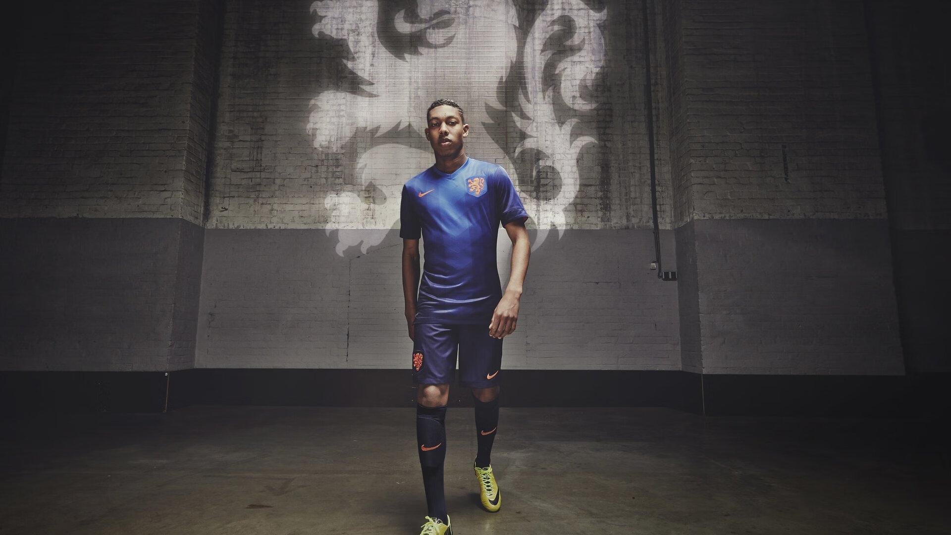 国安新援斯帕吉奇训练场挂彩，京媒，积极融入获队友点赞